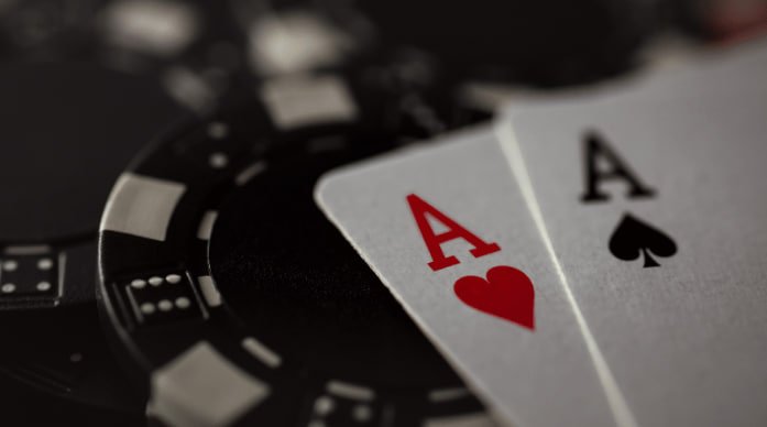 Antarmuka Mesin Arcade bet188 menampilkan grafis retro dan kontrol permainan interaktif