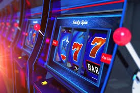 Layar permainan Mesin Arcade menunjukkan sistem skor dan tombol kontrol